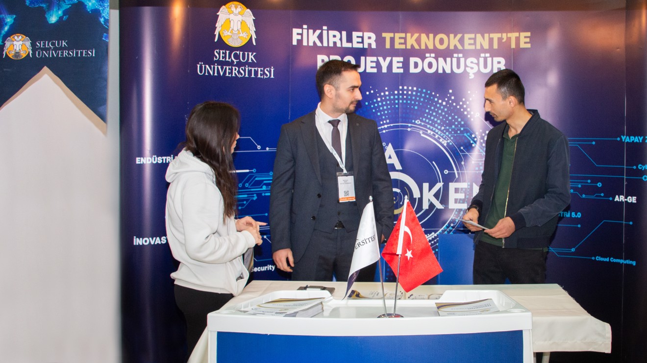 Selçuk Üniversitesinin Konya Tarım Fuarı’ndaki stantları yoğun ilgi görüyor